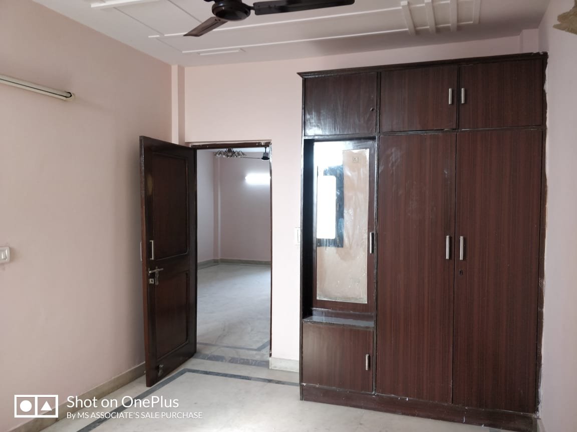 3BHK + Study Builder Floor