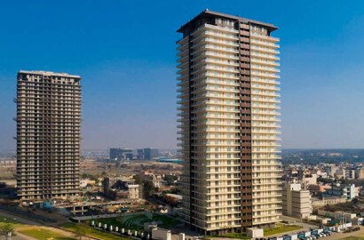 4 BHK Apartment - Mahindra Luminare