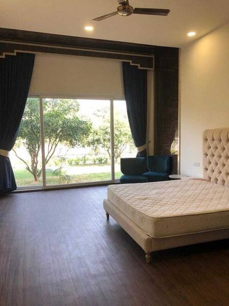 5 BHK Farm House