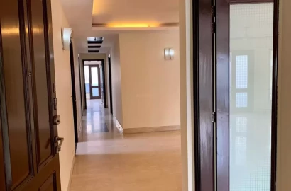 4 BHK Builder Floor