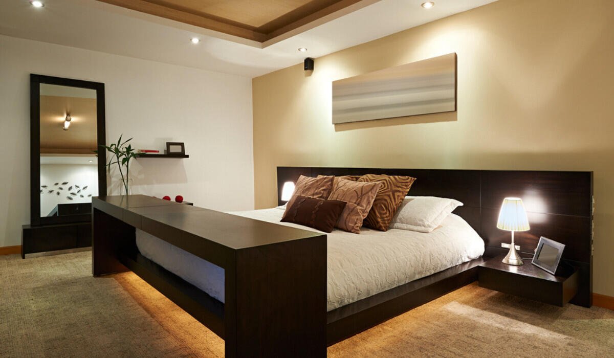 5 Bedrooms Villa