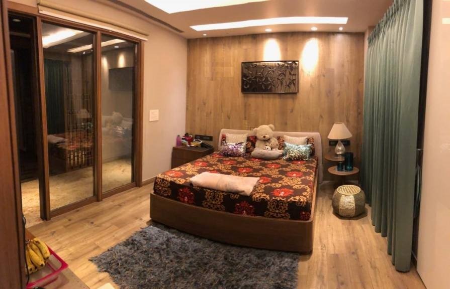 4 BHK Floor