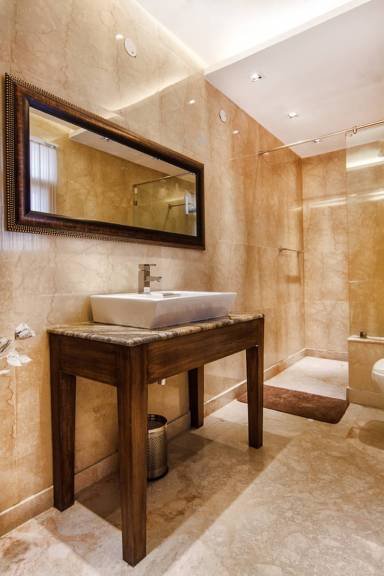 4 BHK Floor