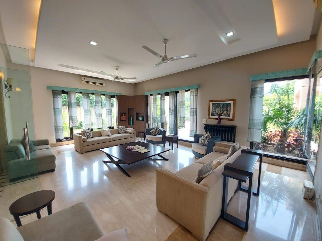 5 Bedroom, Farm House