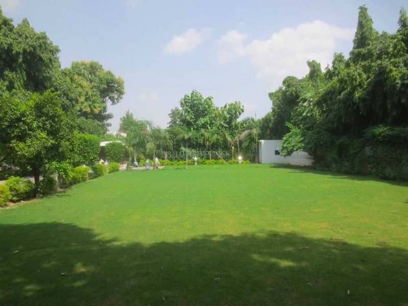 5 BHK Farm House