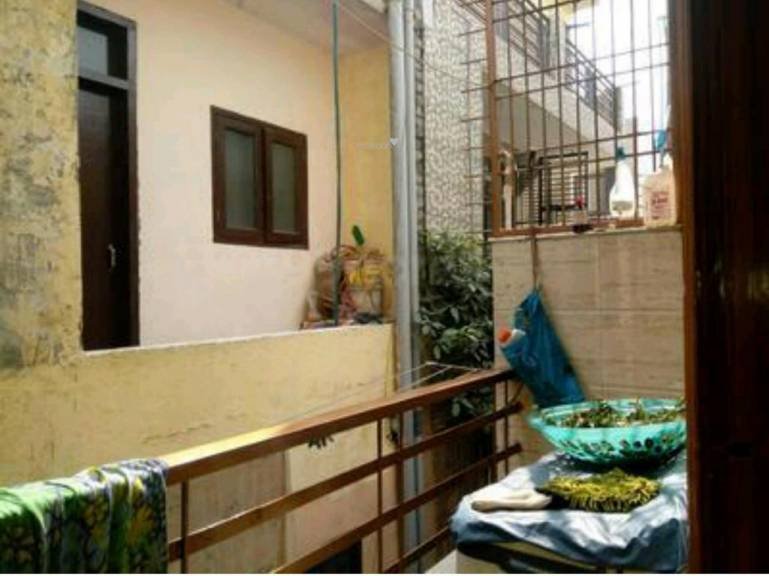 2 BHK Floor