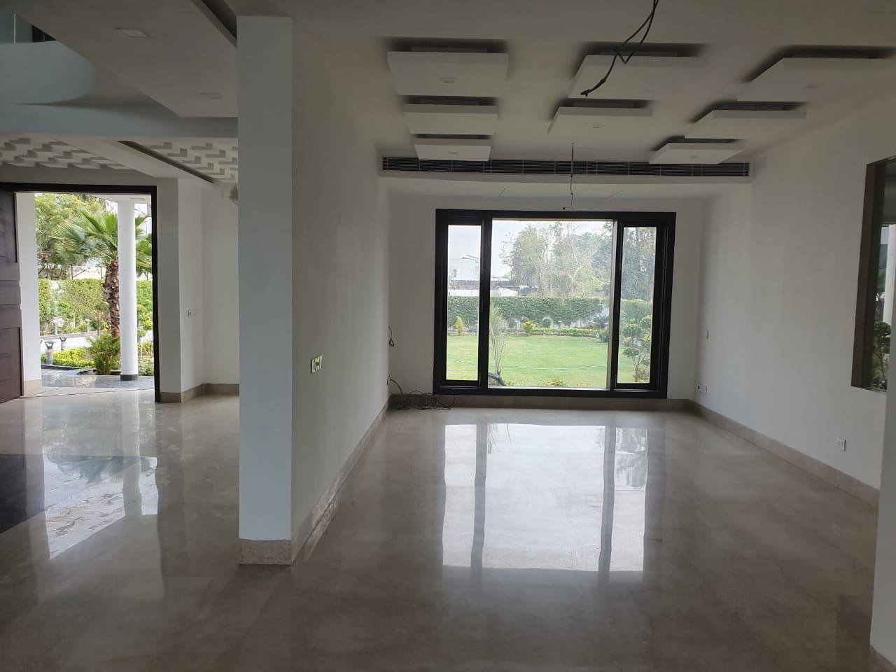 5 Bedroom, Farm House