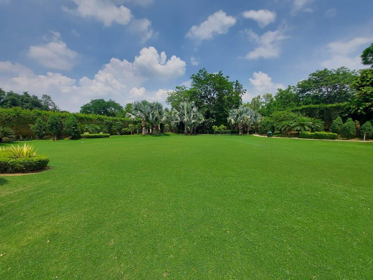 5 Bedroom, Farm House