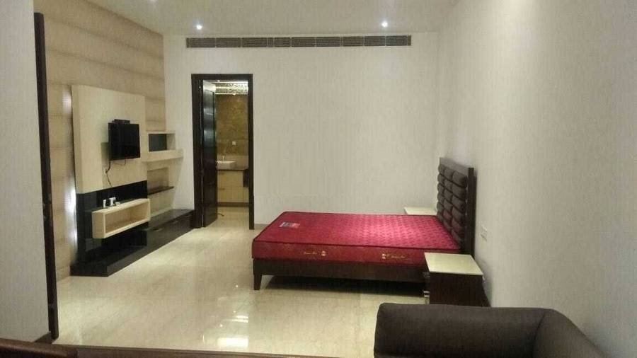 6 BHK Villa