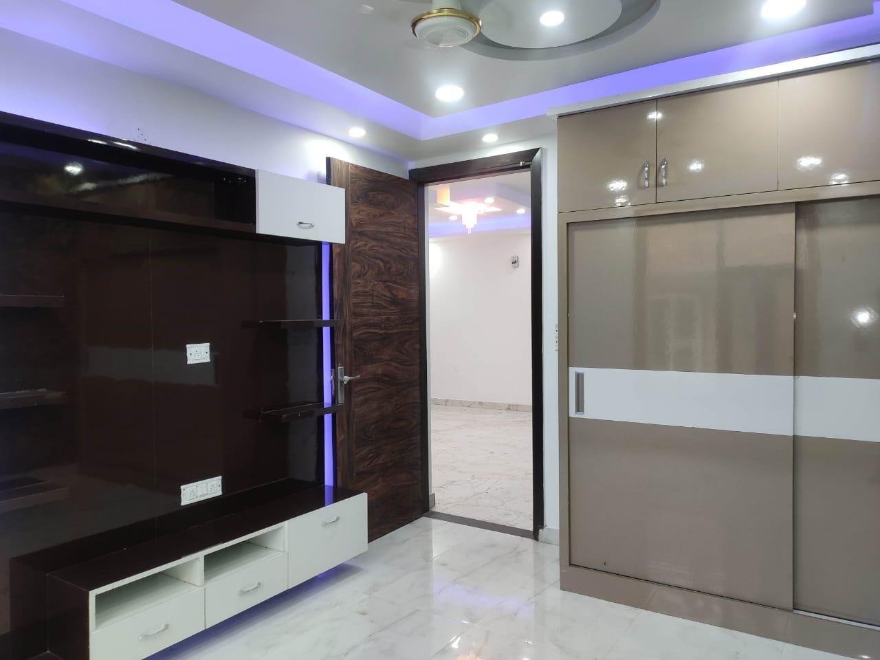 3 BHK, Builder Floor