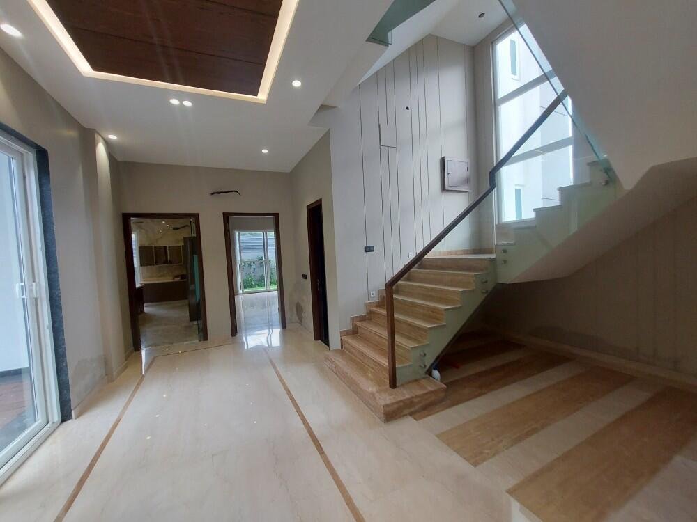 4 Bedroom, Farm House