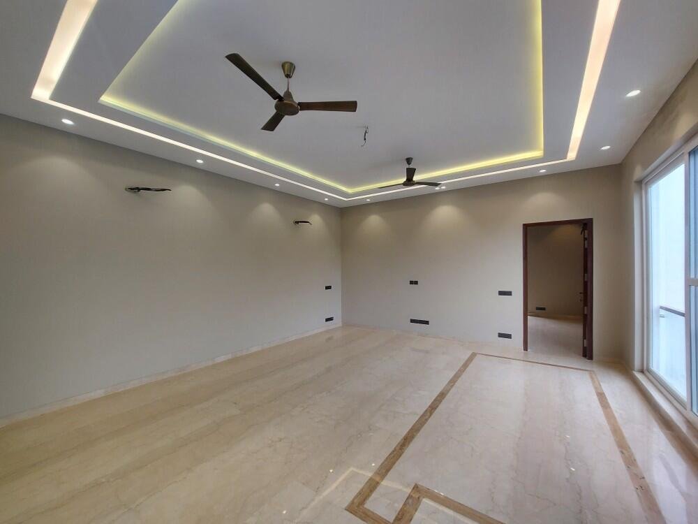 4 Bedroom, Farm House