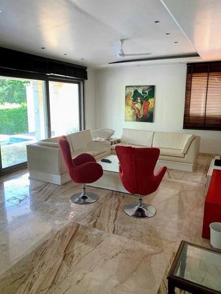 5 BHK Farm House