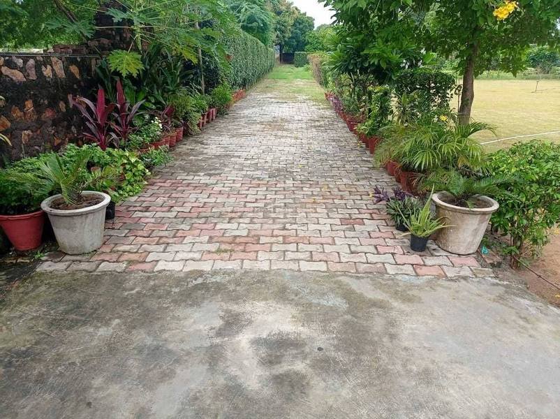 5 BHK Farm House