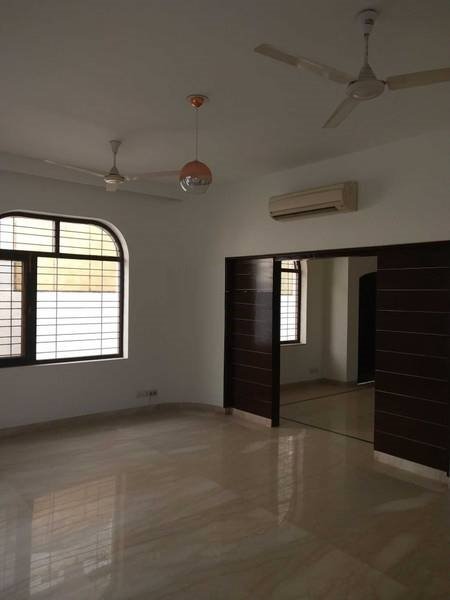 8 BHK Villa