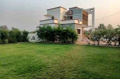 5 BHK Farm House