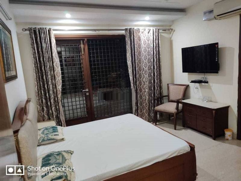4 BHK Builder Floor