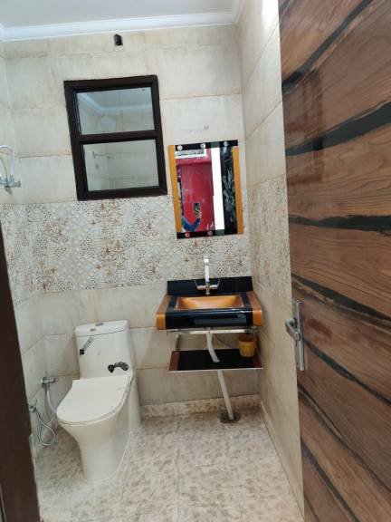 1 BHK Floor