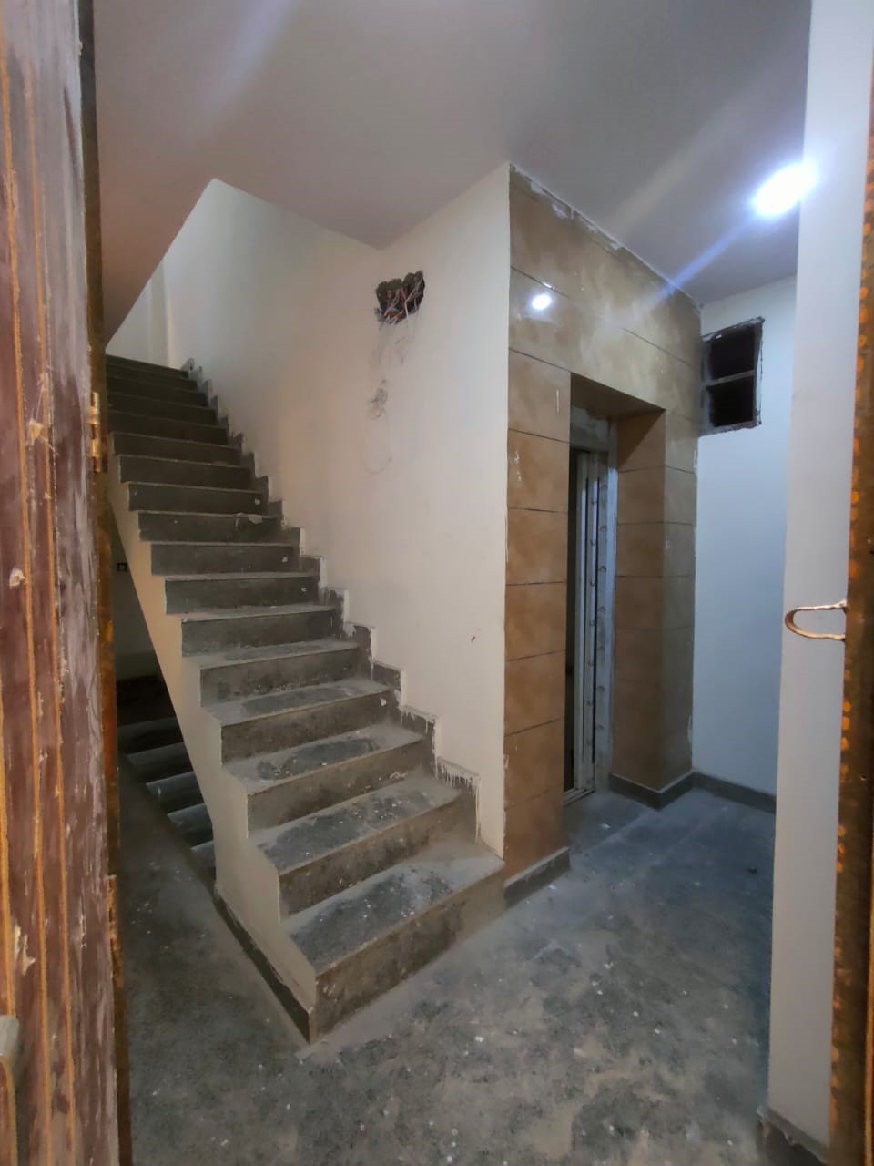 3BHK Builder Floor (700 sq.ft.)