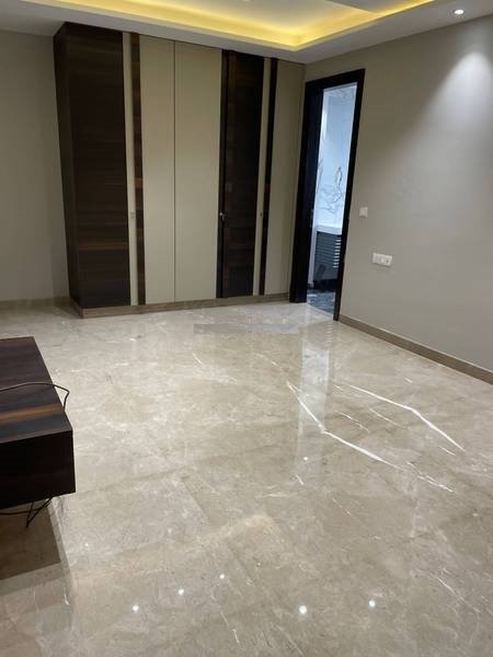 6 BHK Builder Floor