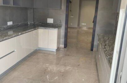 6 BHK Builder Floor