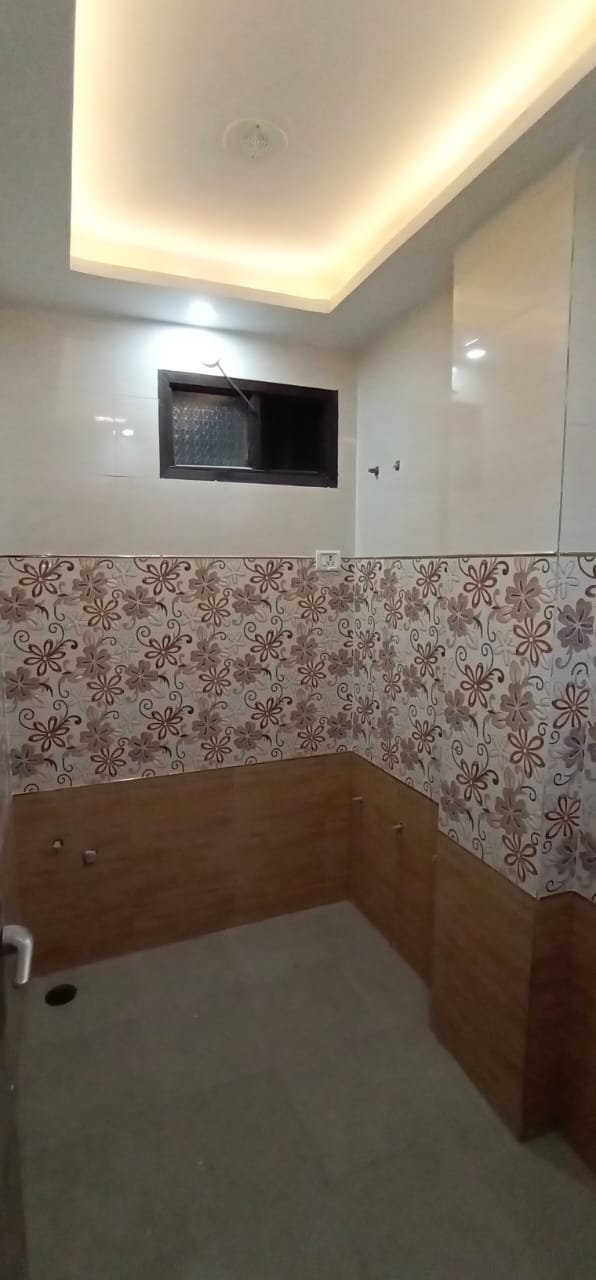 3 BHK, Builder Floor (900 sq.ft.)