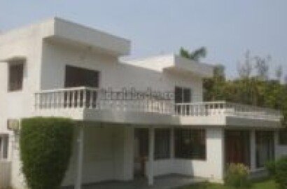 4 BHK Farmhouse for Sale