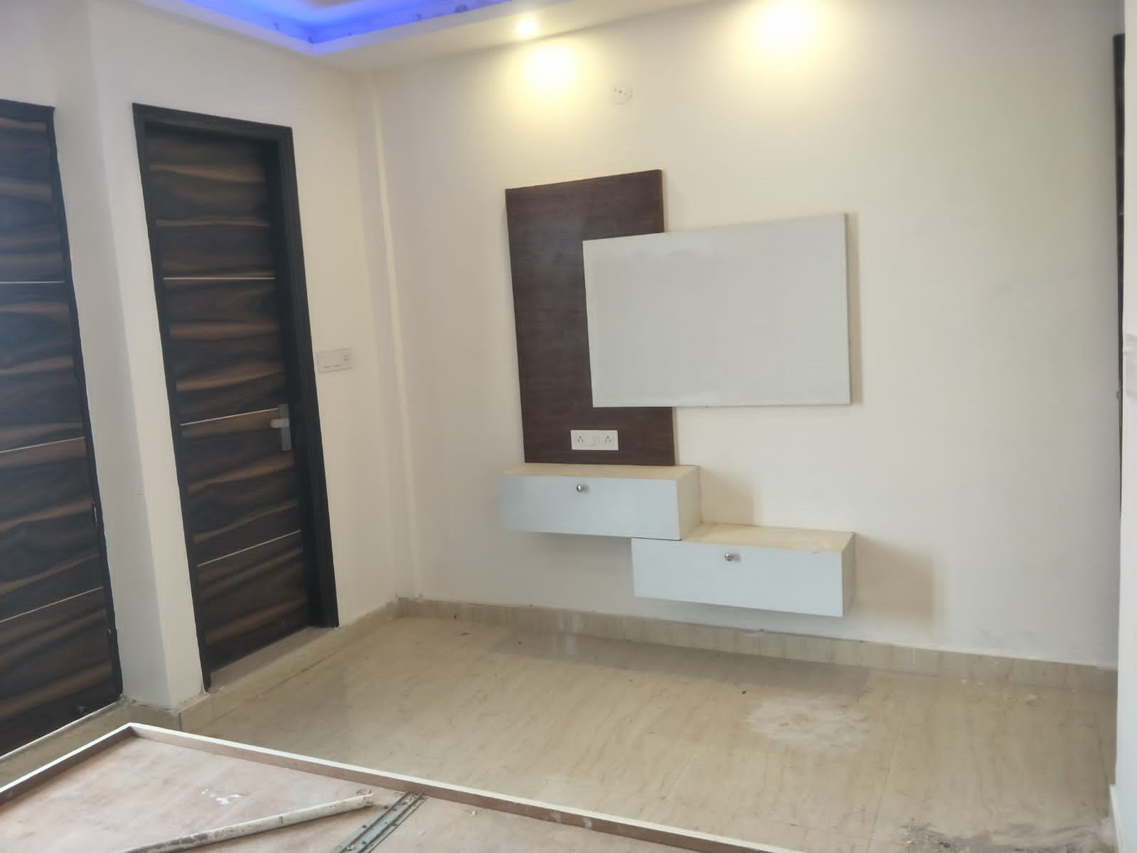 3 BHK, Residential Apartment (950 sq.ft.)